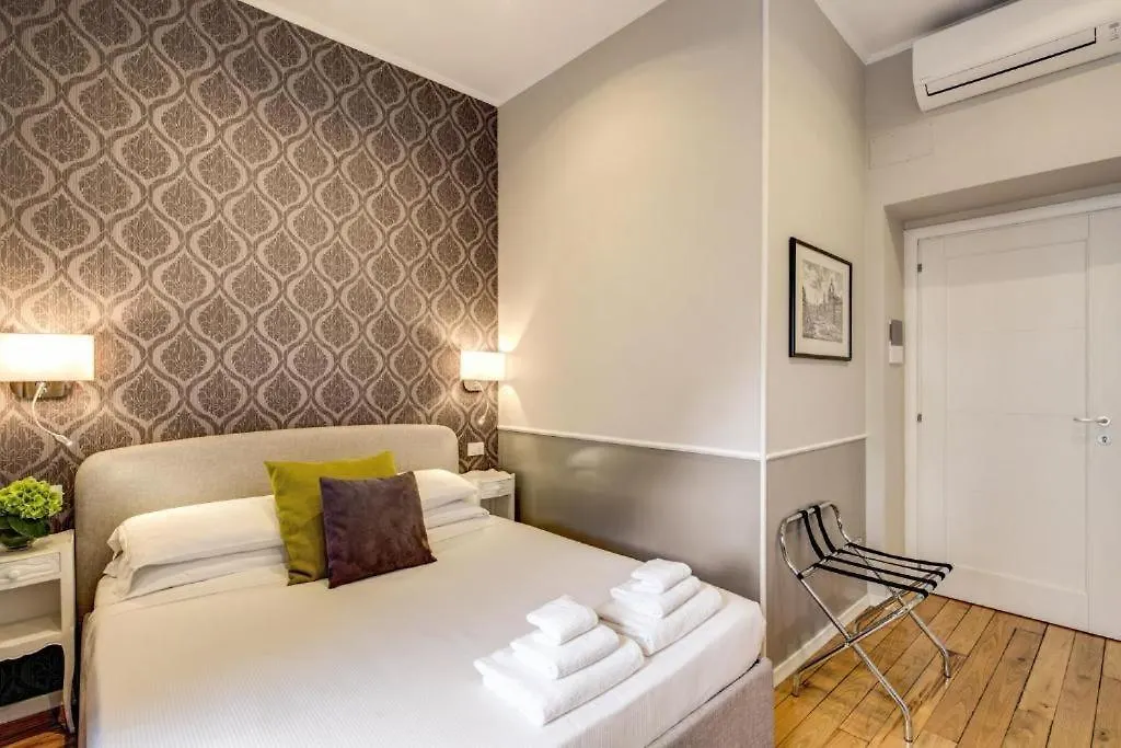 Hotel Tlv Navona Roma 0*,  Italia